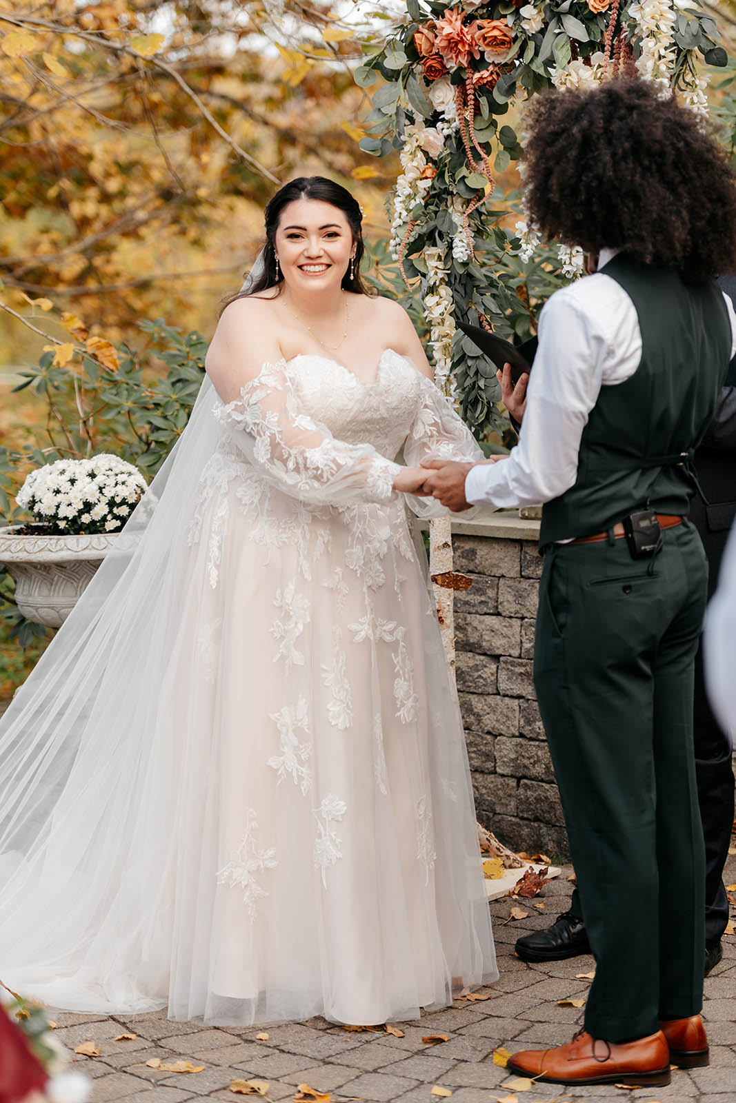 delaney-house-wedding-ceremony-holyoke-ma_bride